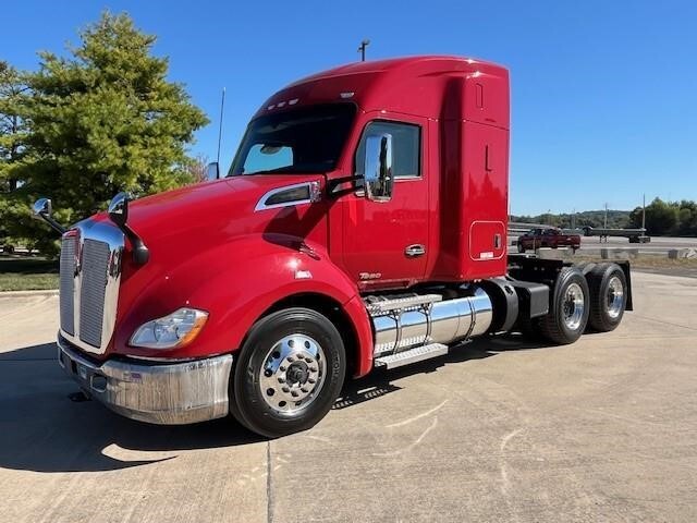 2022 Kenworth T680