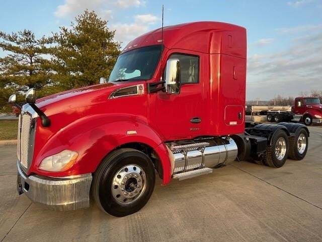 2022 Kenworth T680