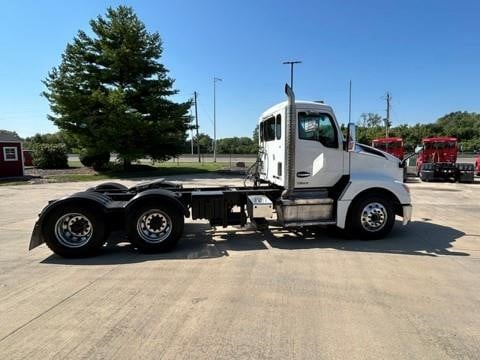2023 Kenworth T680
