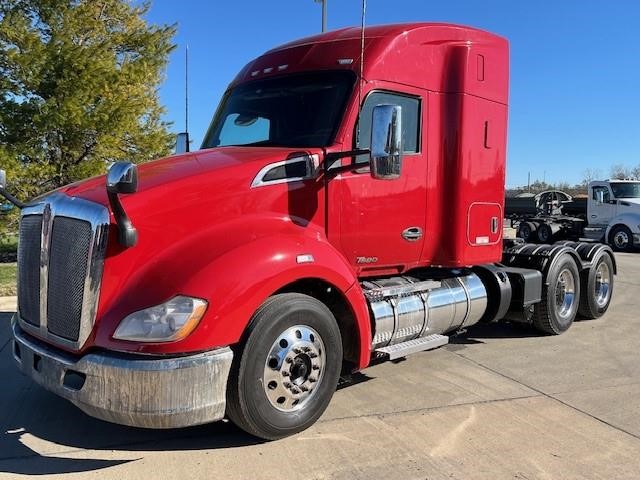 Photo of a 2022 Kenworth T680