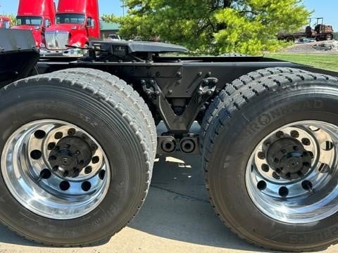2022 Kenworth T680