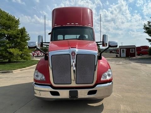 2021 Kenworth T680