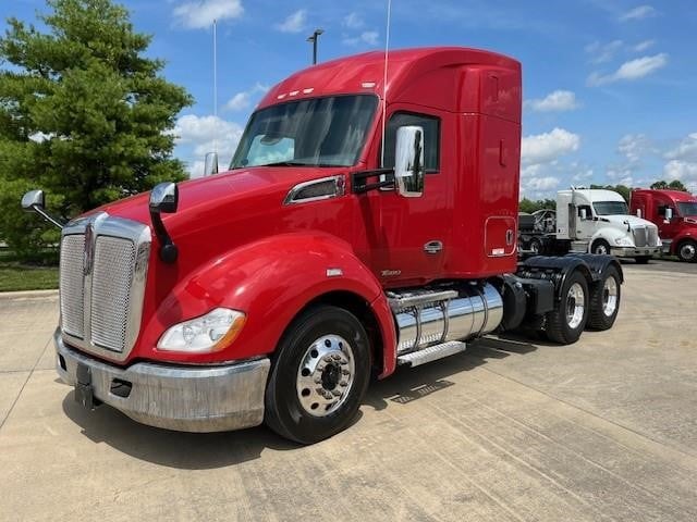 Photo of a 2022 Kenworth T680