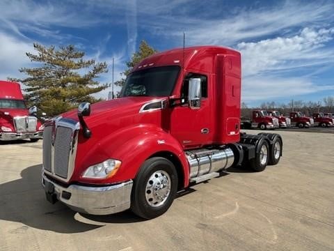Photo of a 2022 Kenworth T680