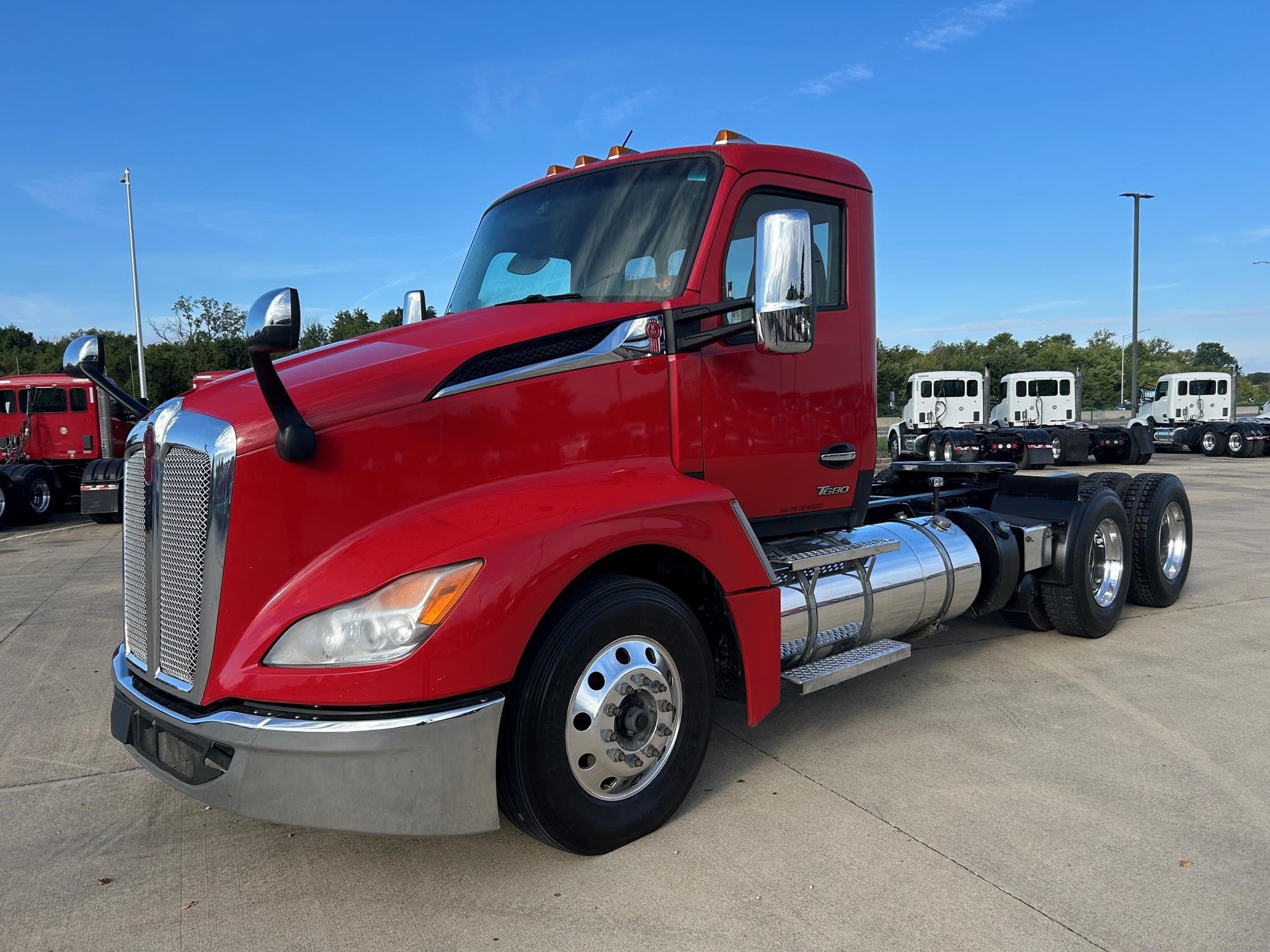 2023 Kenworth T680