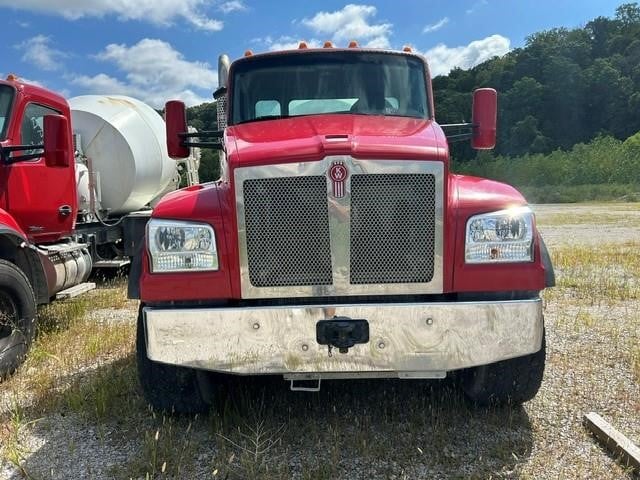 2019 Kenworth T880