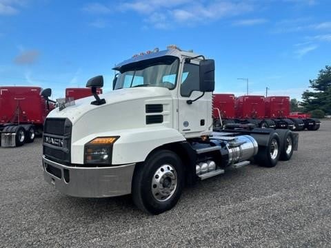 2022 Mack ANTHEM 64T
