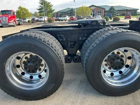 2023 Kenworth T680