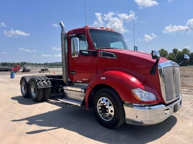 2022 Kenworth T680