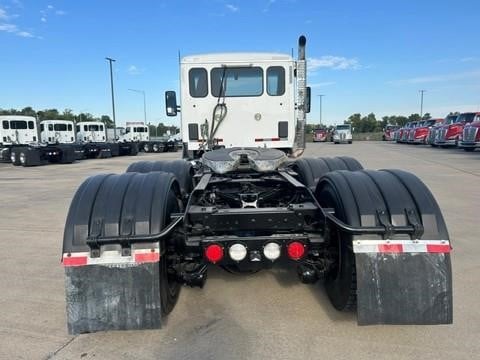 2023 Kenworth T680