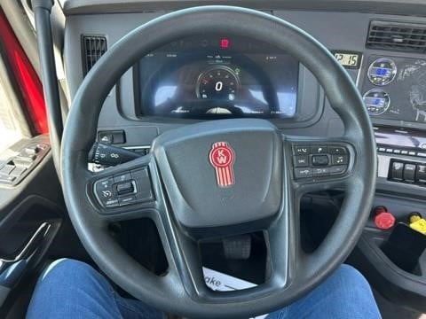 2022 Kenworth T680