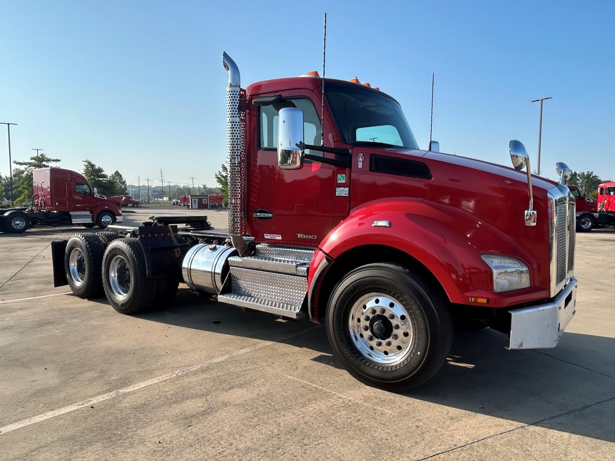 Photo of 2020 Kenworth T880