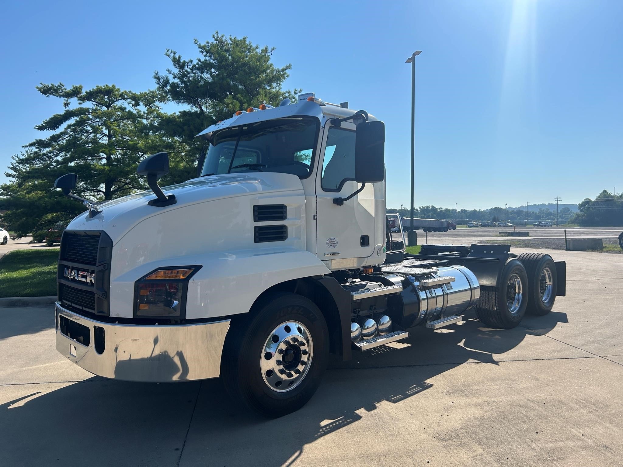 Photo of a 2022 Mack ANTHEM 64T
