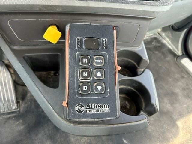 2019 Kenworth T880