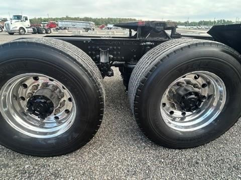 2022 Mack ANTHEM 64T