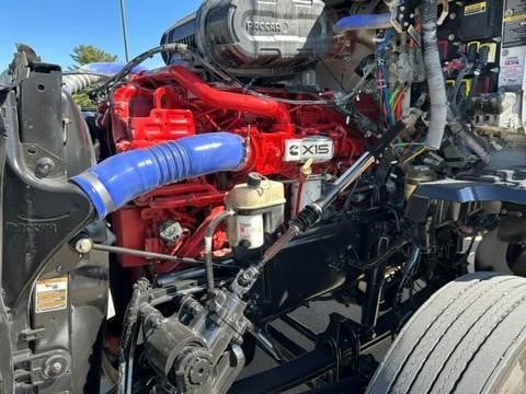 2023 Kenworth T680