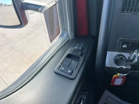 2023 Kenworth T680