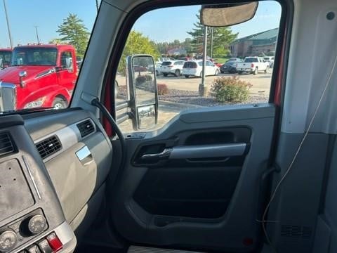 2020 Kenworth T880