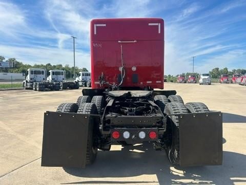 2024 Kenworth T680