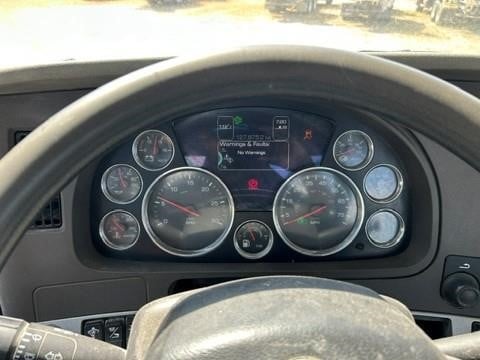 2019 Kenworth T880