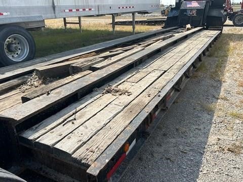 Photo of a 1999 Talbert 55SA
