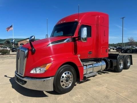 2024 Kenworth T680
