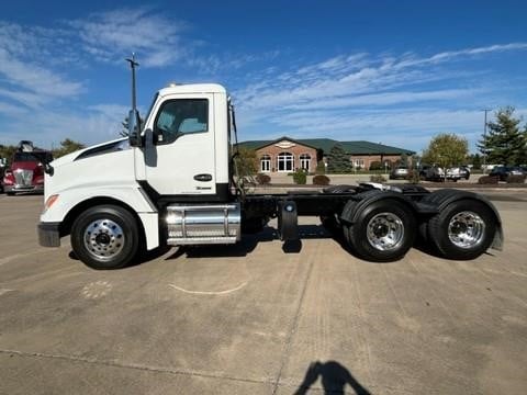 2023 Kenworth T680