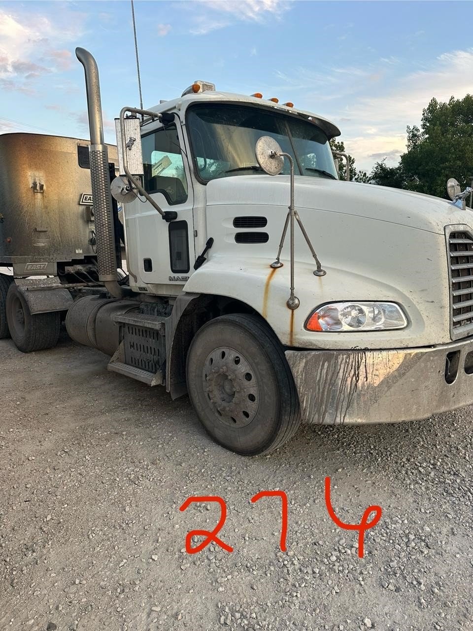 2016 Mack PINNACLE CXU613