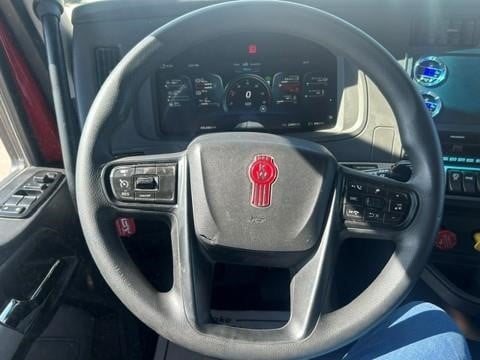 2024 Kenworth T680