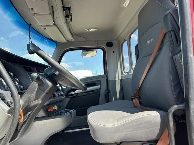 2022 Kenworth T680