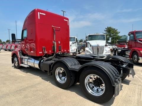 2023 Kenworth T680
