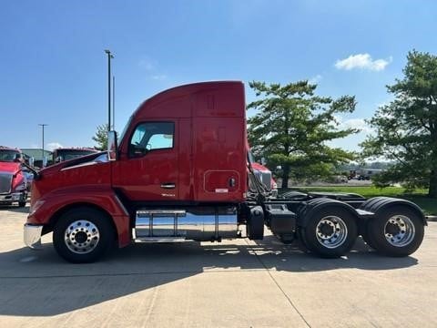 2023 Kenworth T680