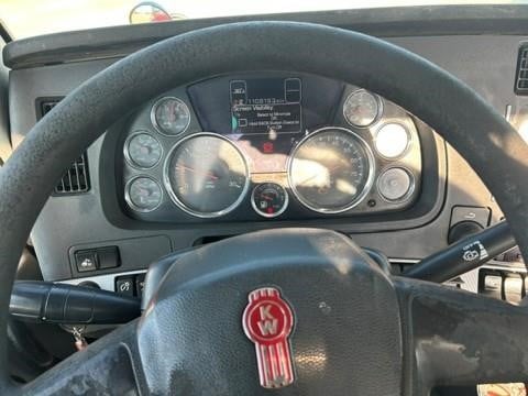 2020 Kenworth T880