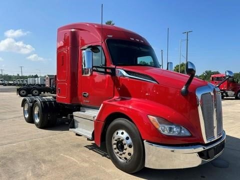 2023 Kenworth T680