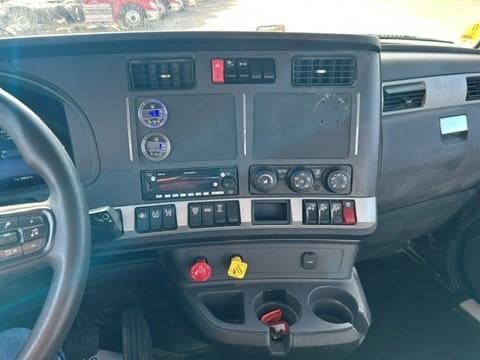 2024 Kenworth T680