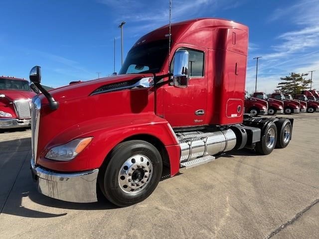 Photo of a 2023 Kenworth T680
