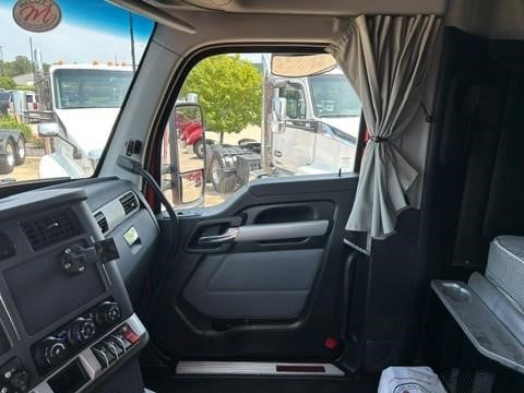 2023 Kenworth T680