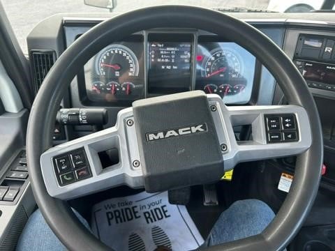 2022 Mack ANTHEM 64T