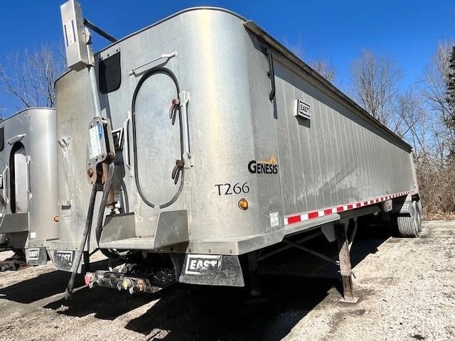 Photo of a 2019 East GENESIS HYBRID