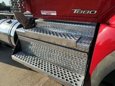 2020 Kenworth T880