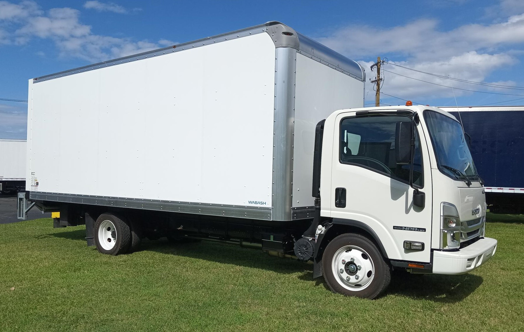 Photo of a 2026 Isuzu NRR Gas