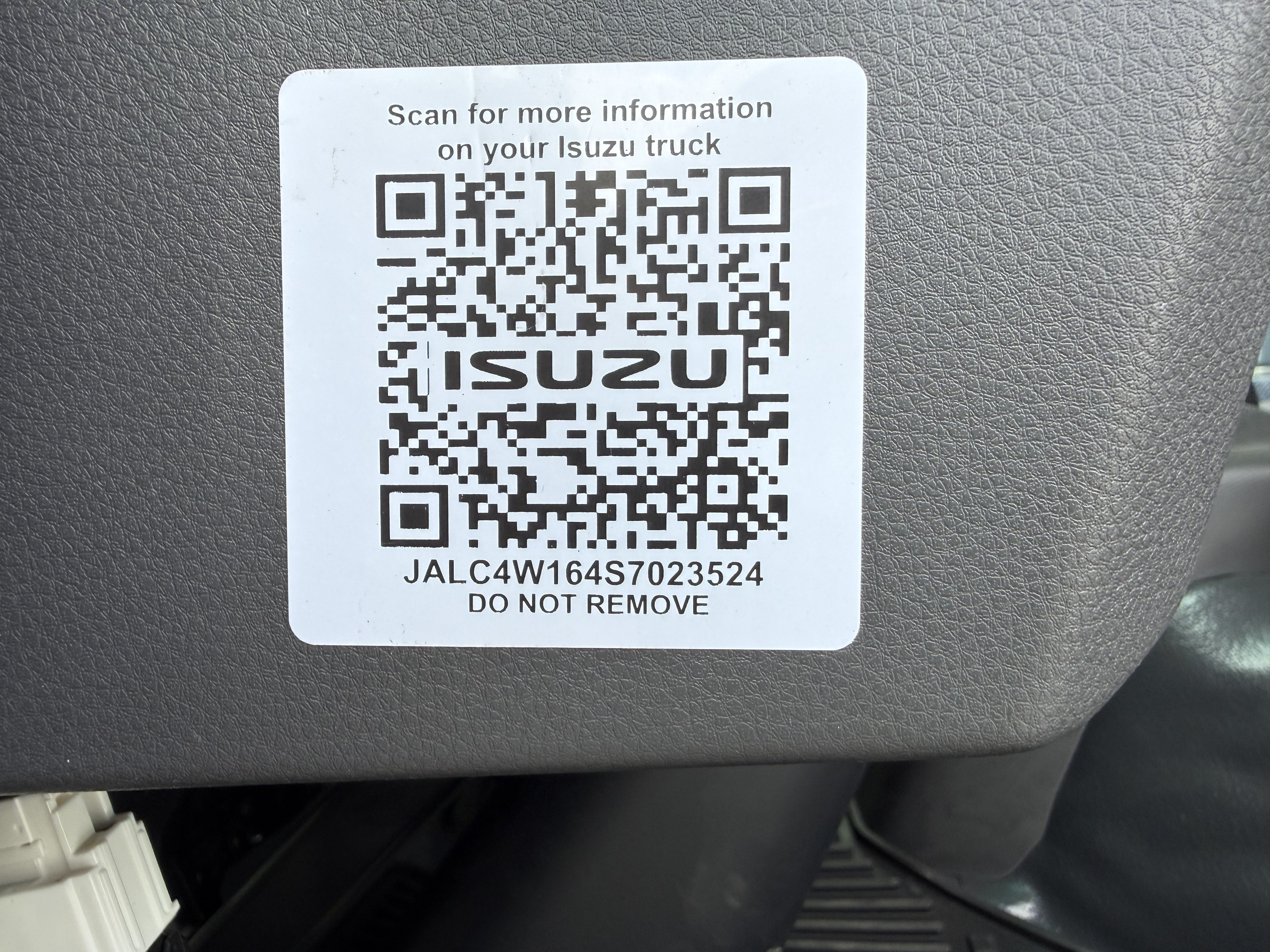 2025 Isuzu NPR HD