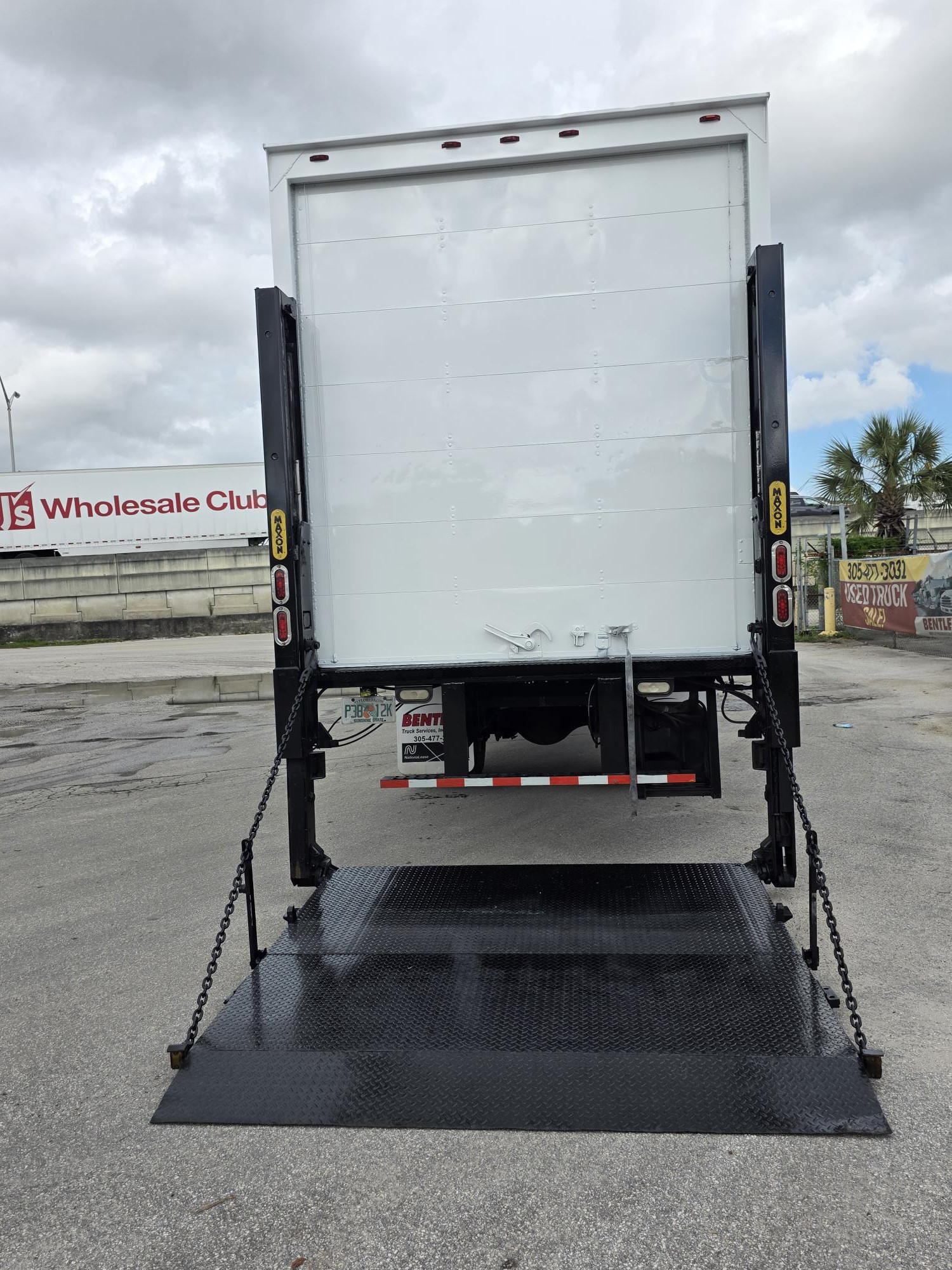 2015 Hino 338