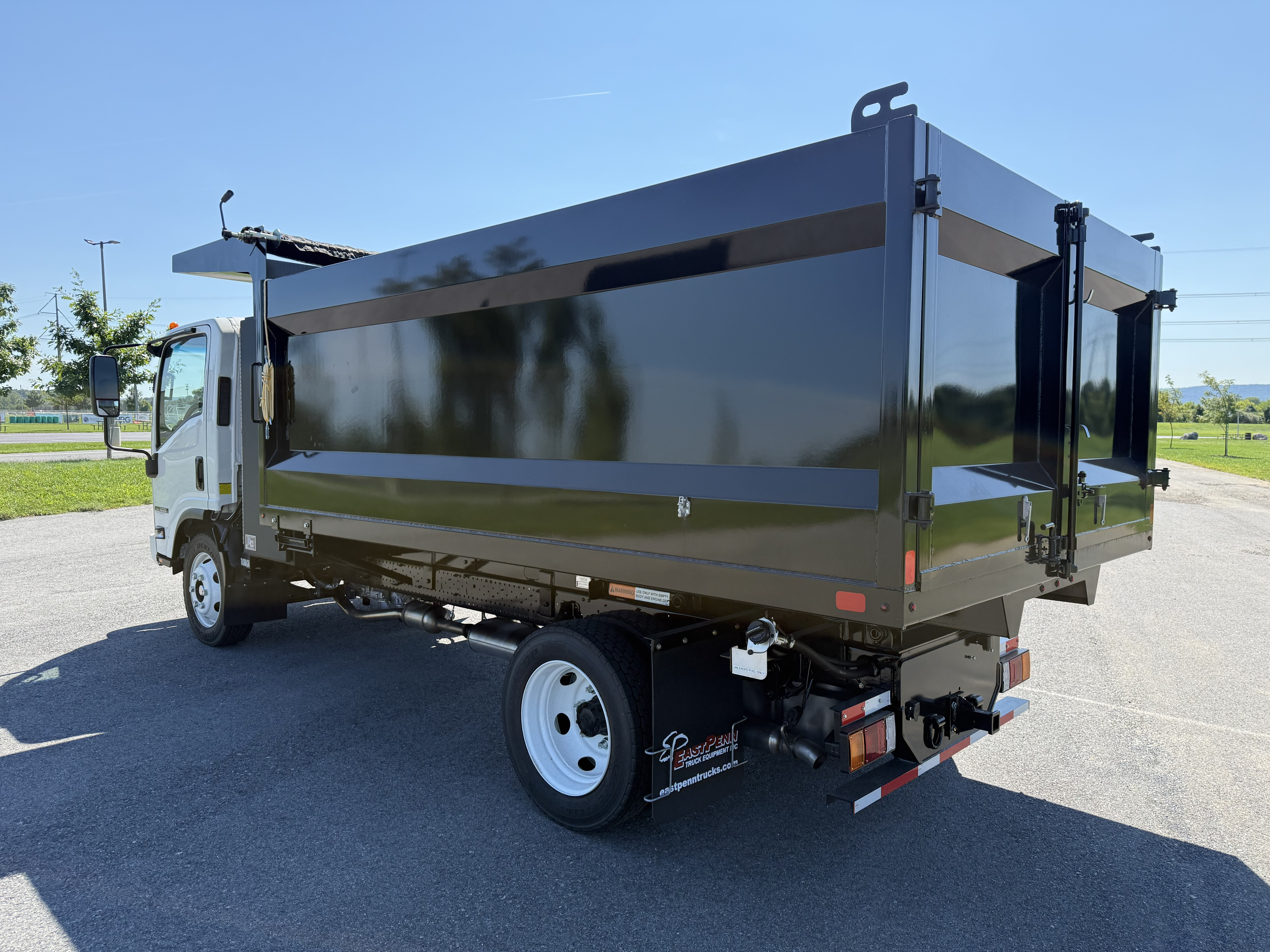 2026 Isuzu NRR GAS