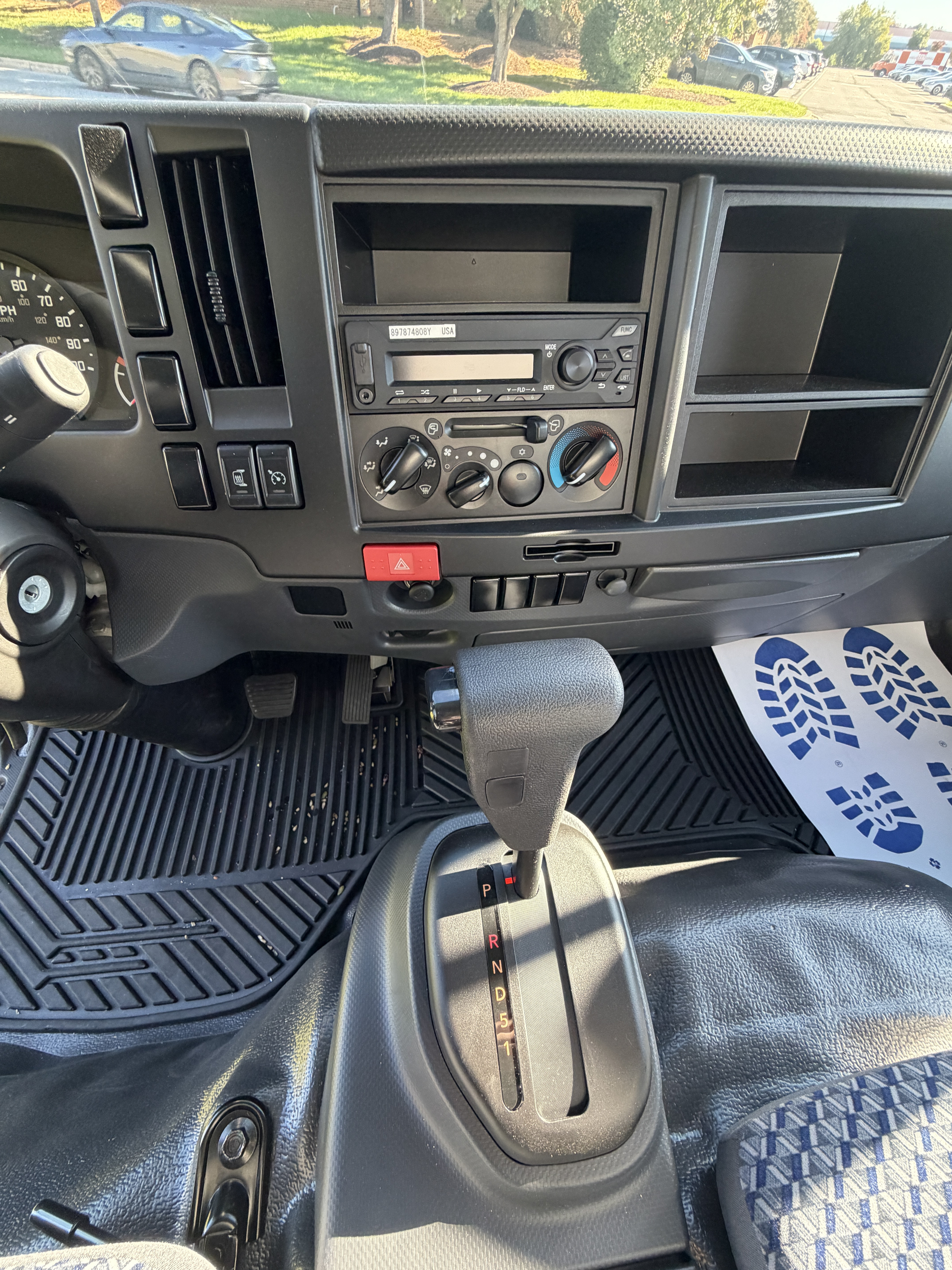 2026 Isuzu NPR HD GAS