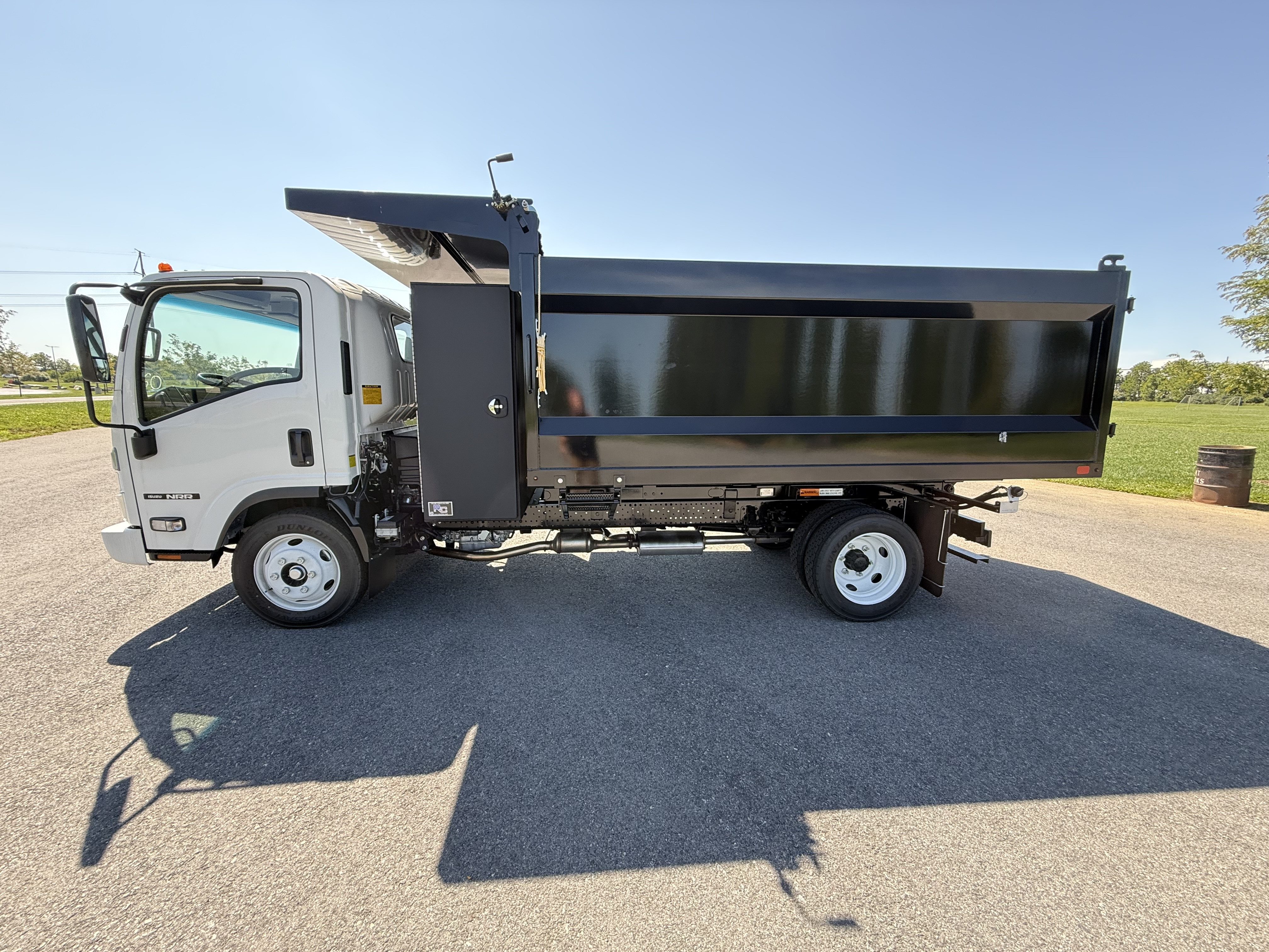 2026 Isuzu NRR GAS