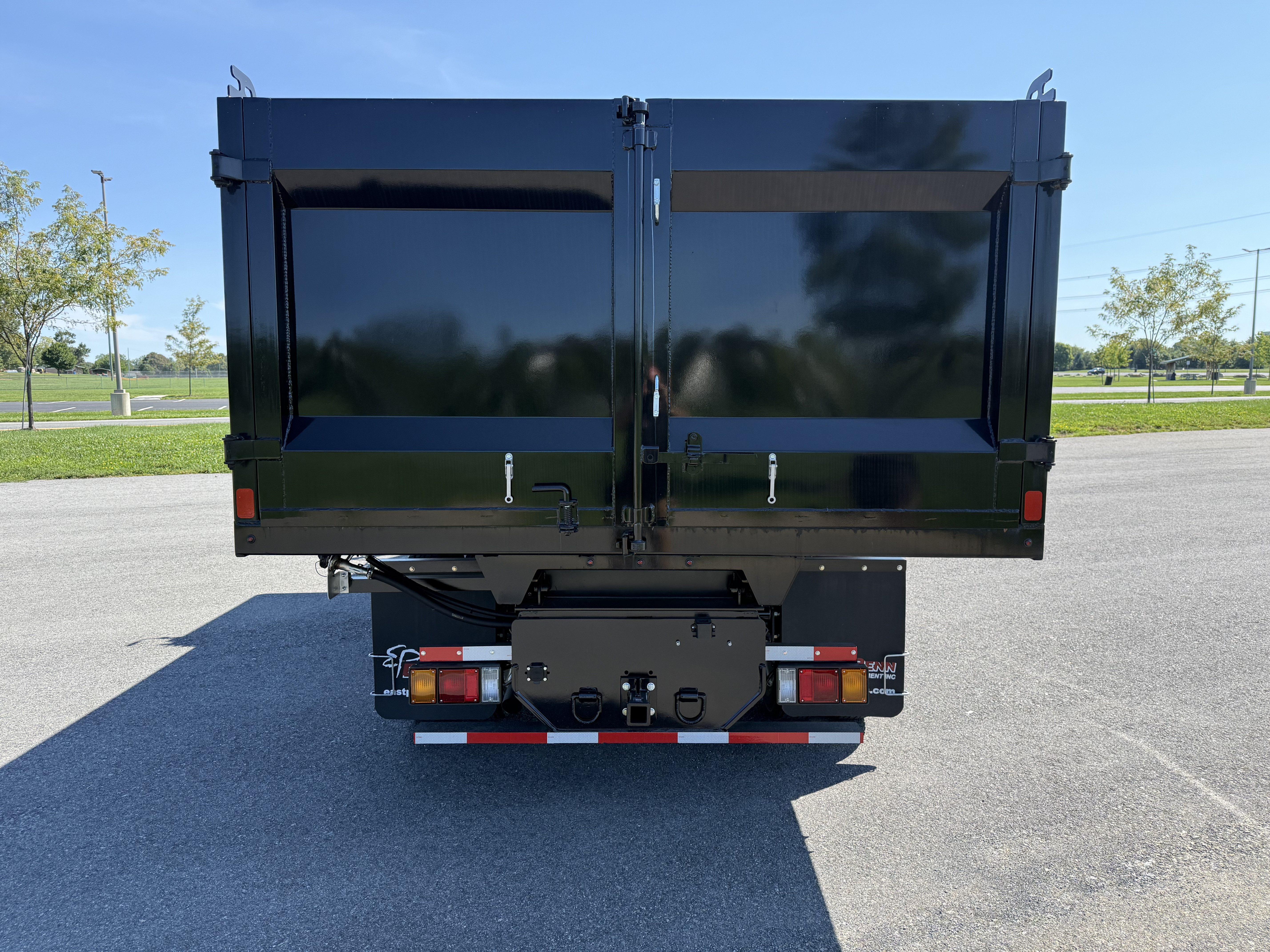 2026 Isuzu NRR GAS
