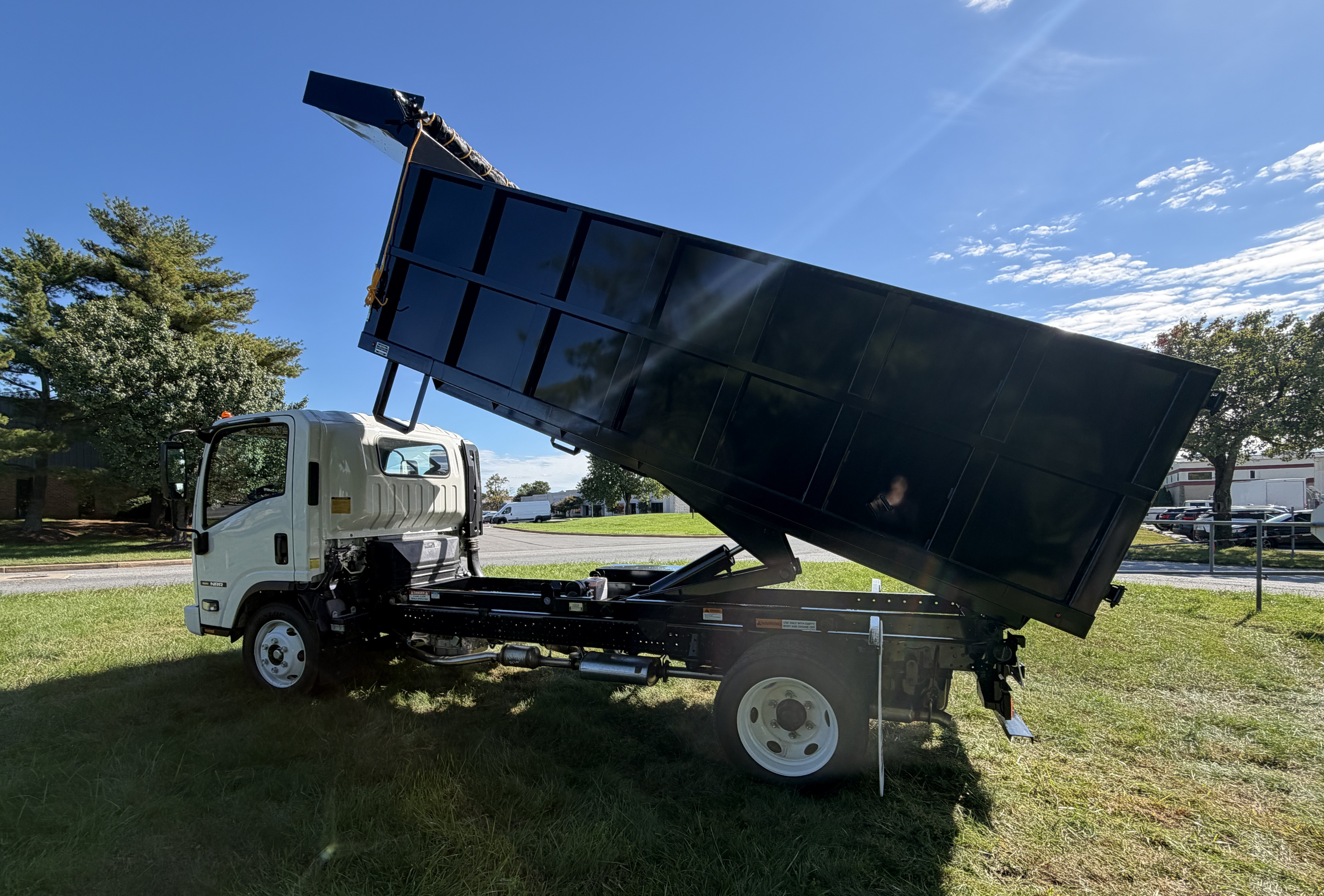 2026 Isuzu NRR GAS