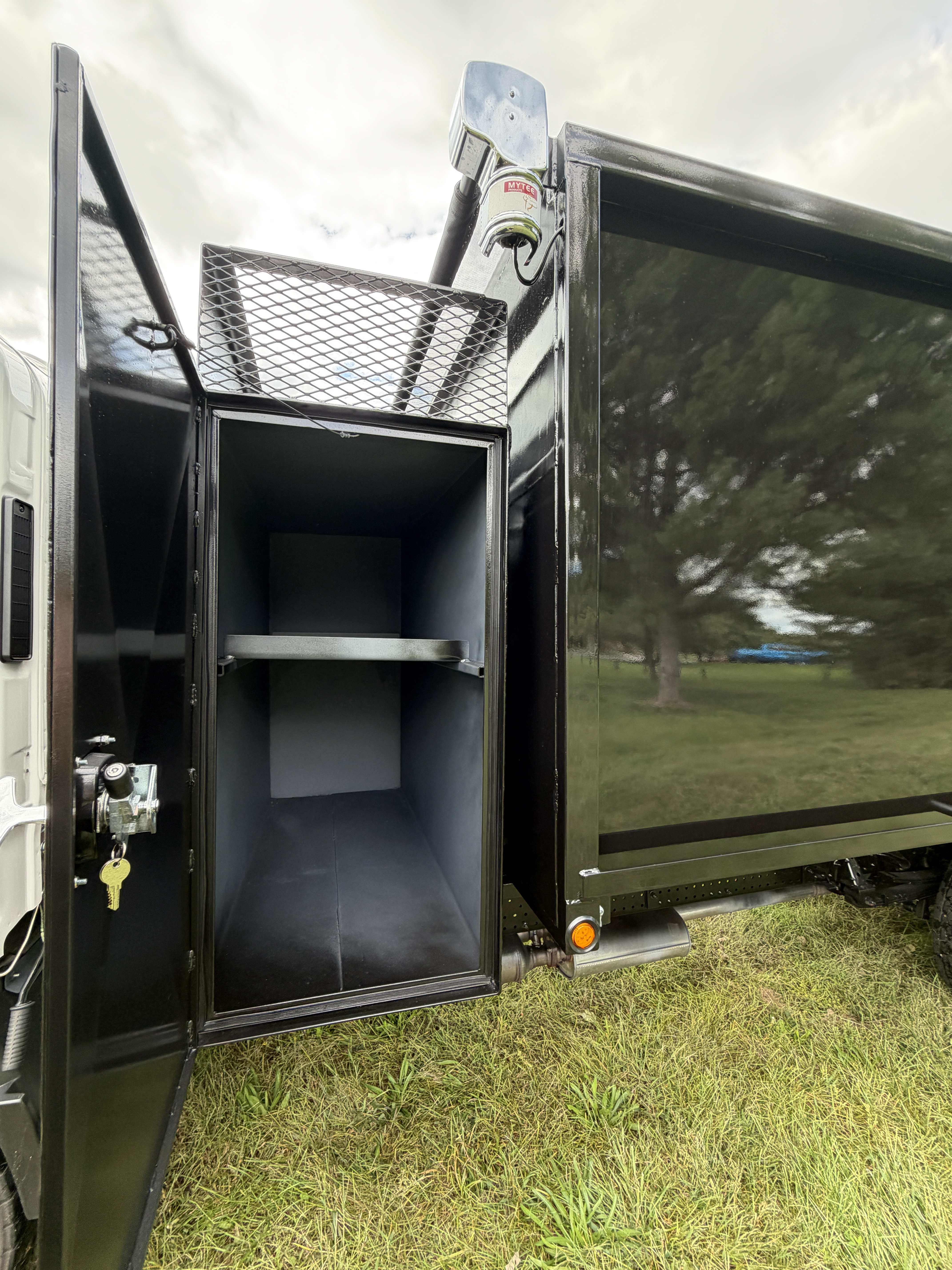 2026 Isuzu NPR HD GAS