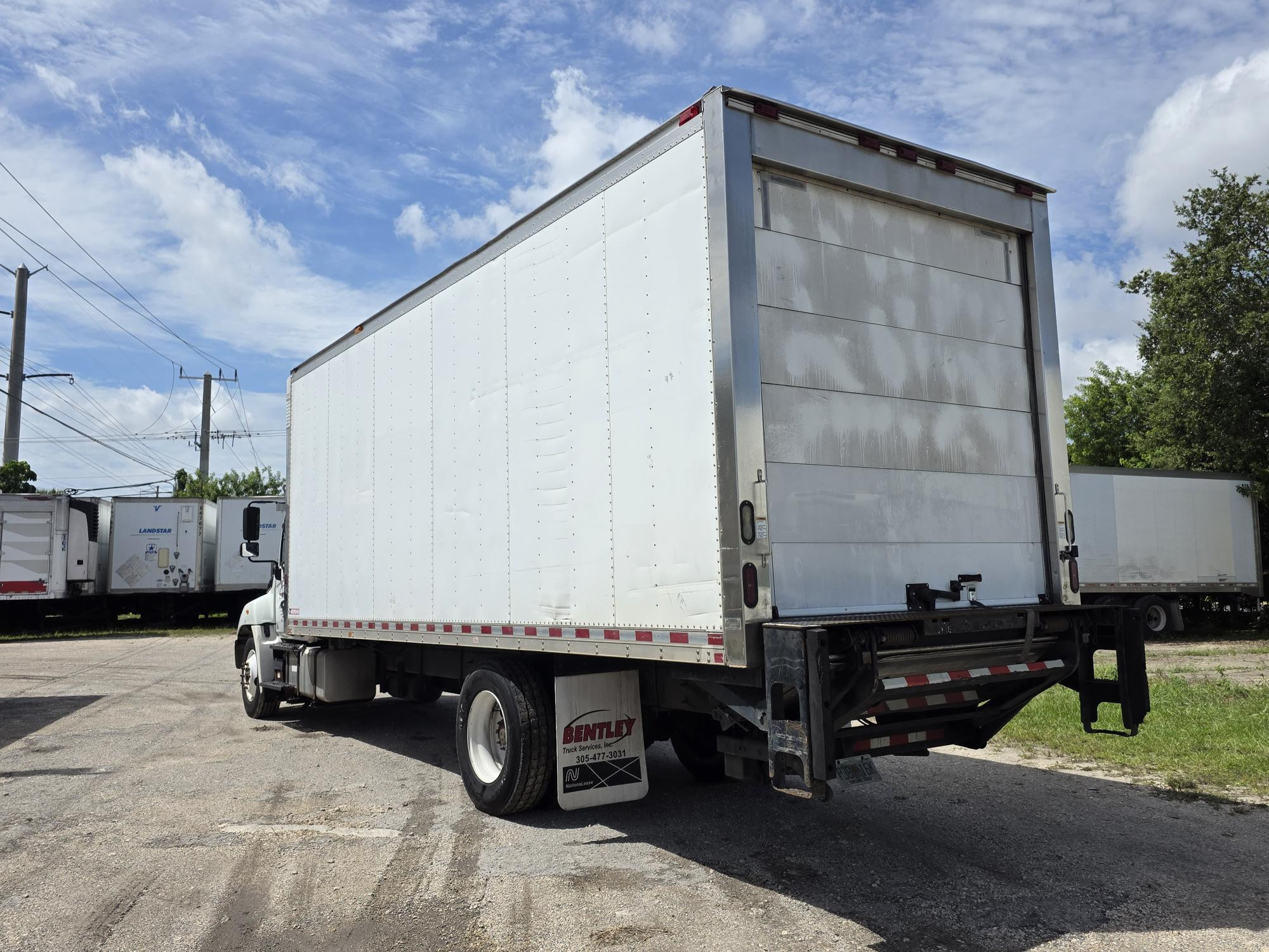 2015 Hino 338